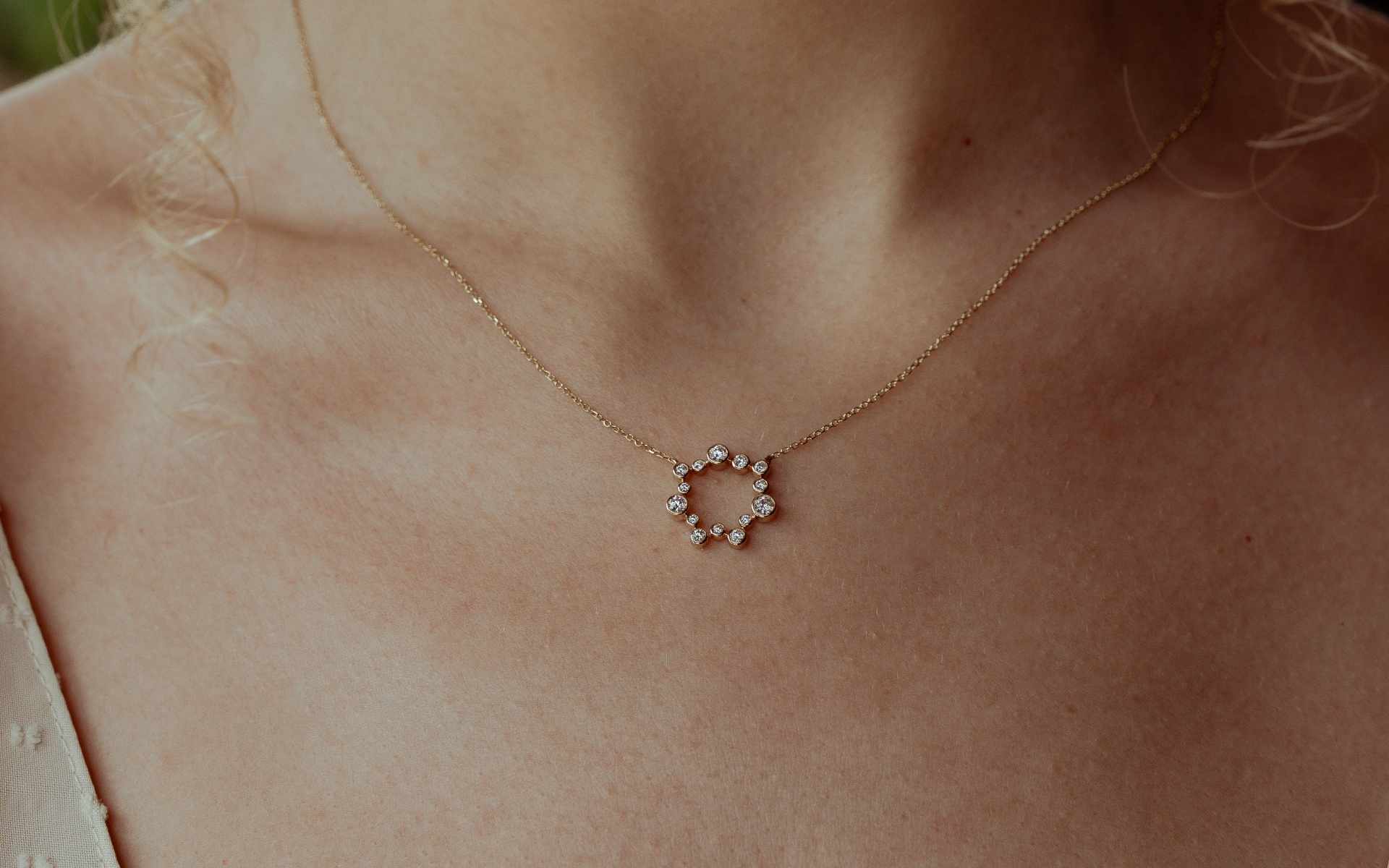 Ketten für die Braut nachhaltig hergestellt