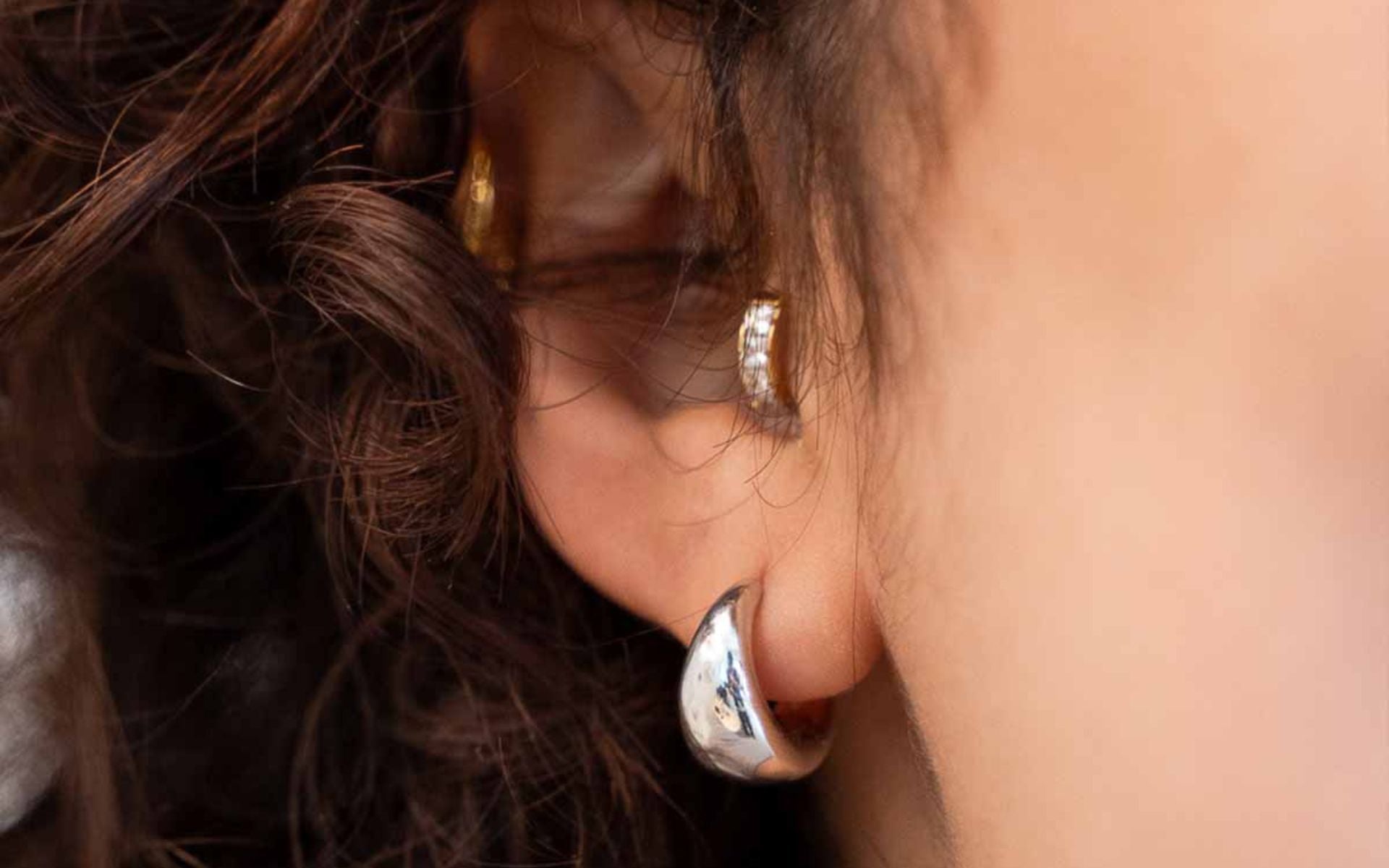 Traguspiercing