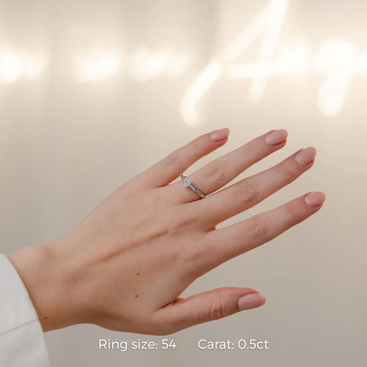 Iris-Ring ovaler Diamant Modelbild Weißgold
