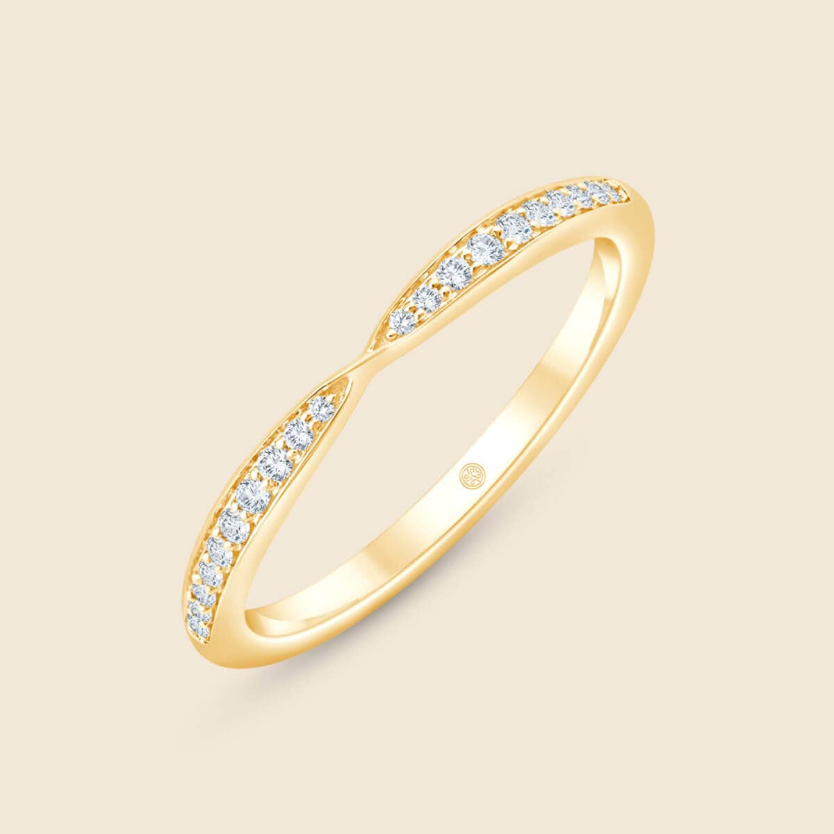 Geflochtener Ring, mit Labor gezüchteten Diamanten besetzt