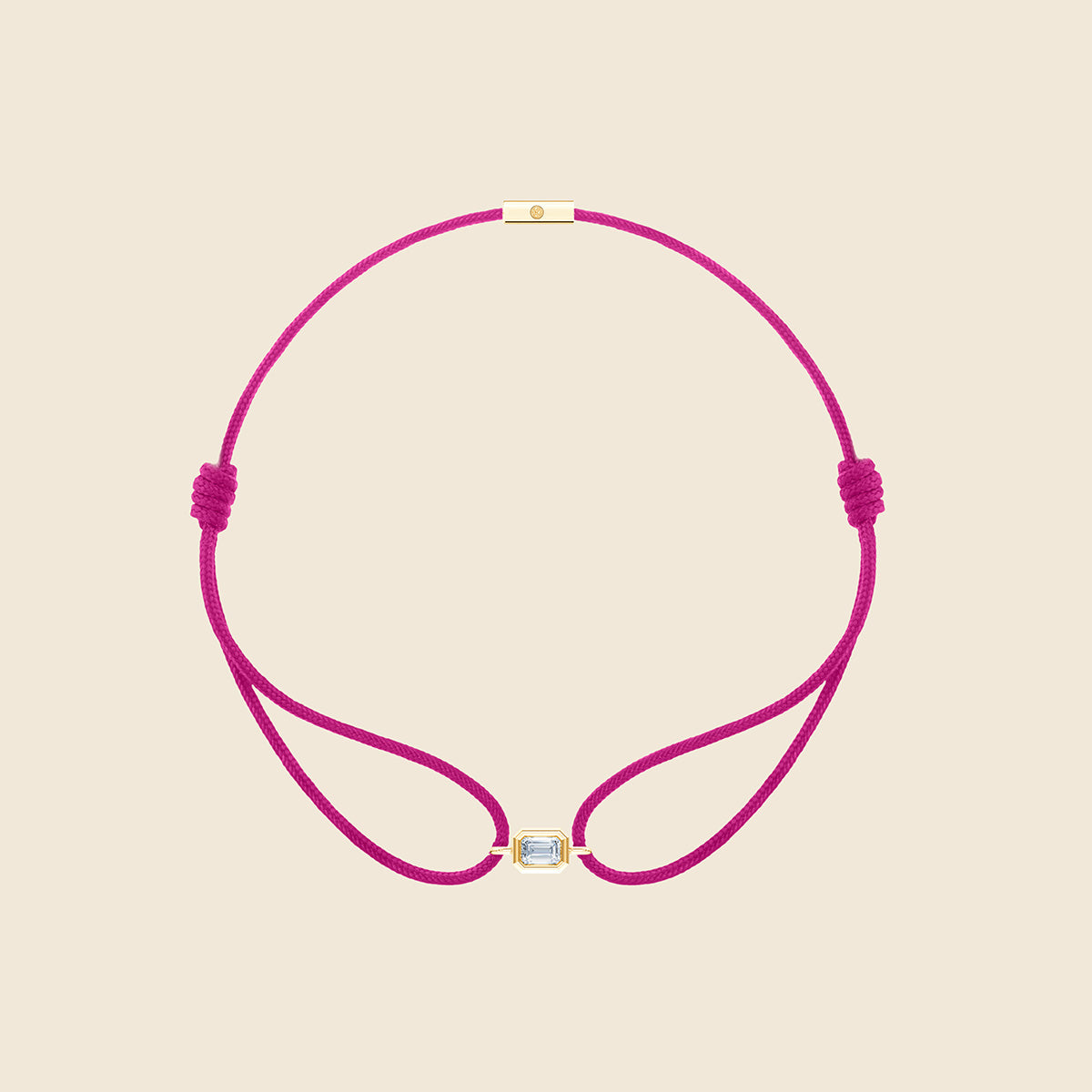 Pinkes Kordarmband mit Lab Diamanten in Smaragd-Schliff und goldener Fassung