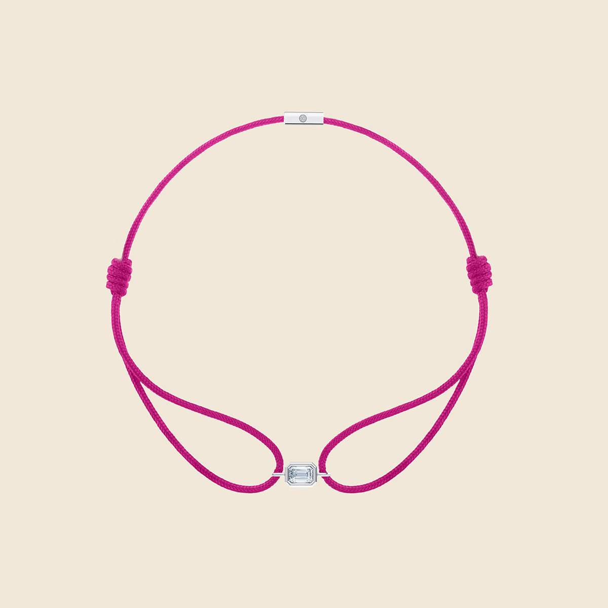 Pinkes Kordarmaband mit Lab Diamanten in Smaragd-Schliff in weißgoldener Fassung