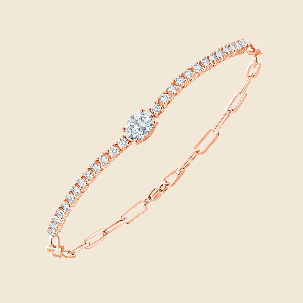 Armband in Rose mit Diamantband und zentralem Lab Diamanten in Ovalschliff