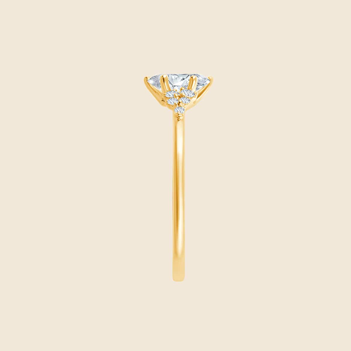 Stardust Oval Ring