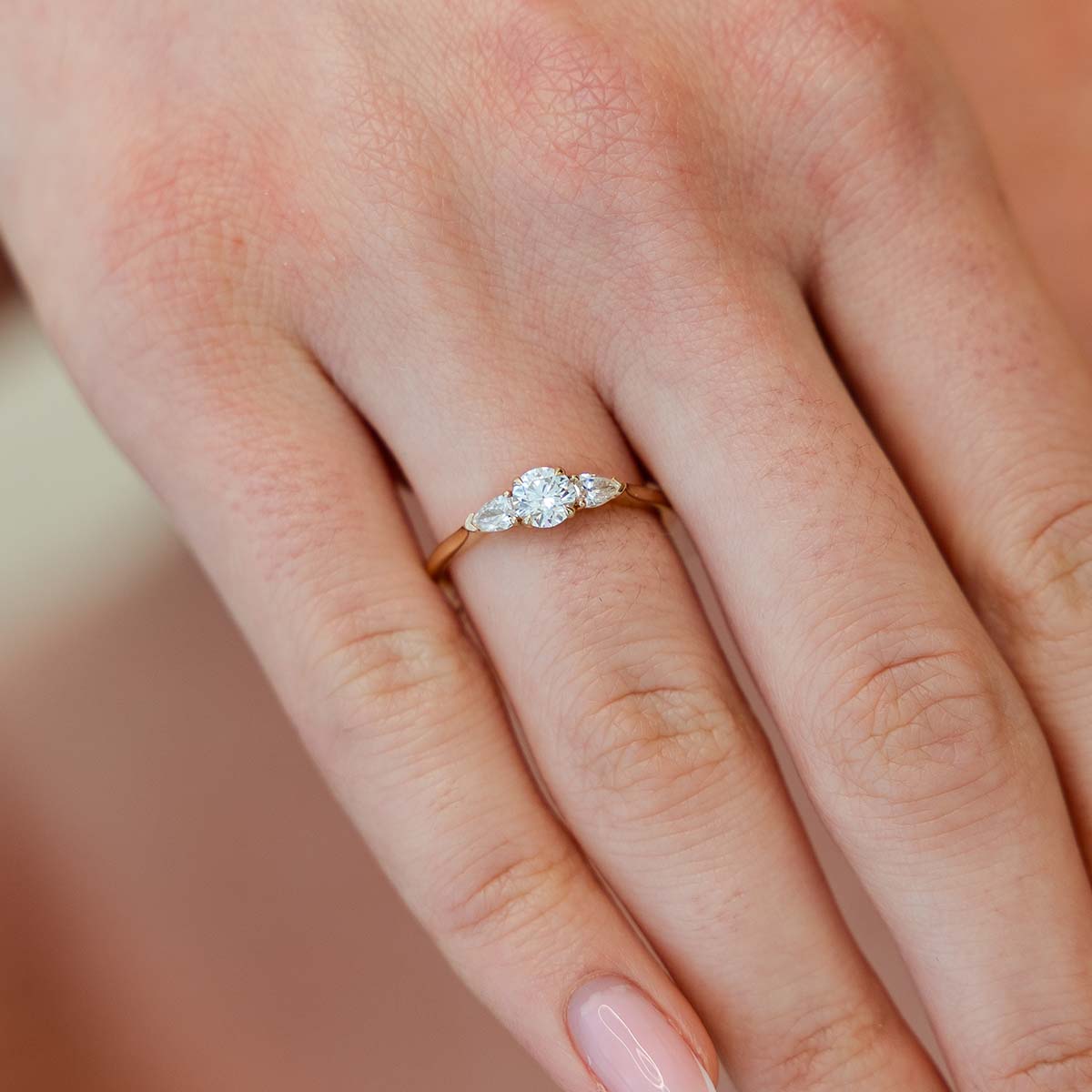 Lily Round Tri Elevated Ring
