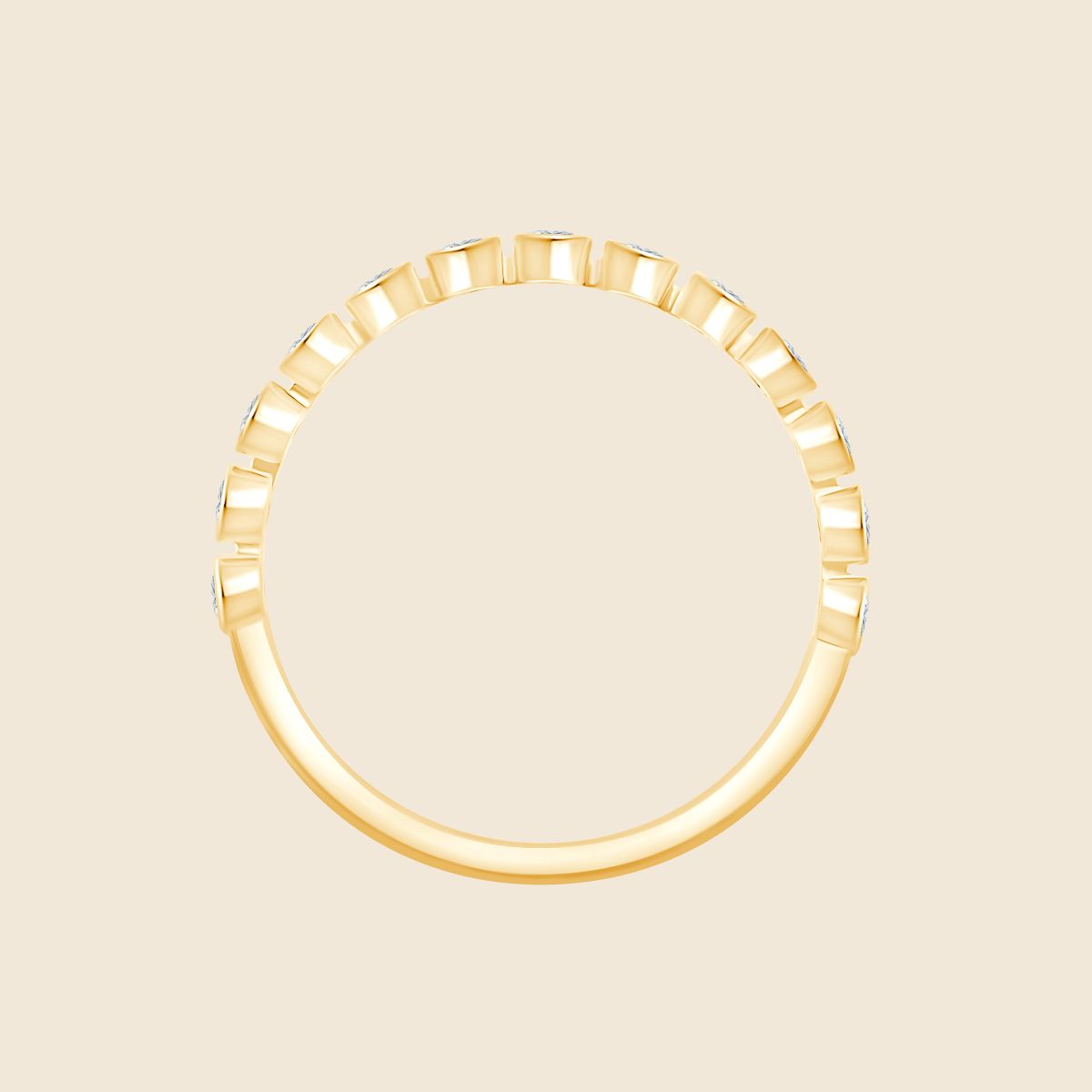 Draufsicht dünner gelbgoldener Ehering mit runden Labor Diamanten in Bezelfassung