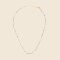 Gelbgoldene Kette aus Aneinanderreihung von Labor Diamanten in verschiedenen Schliffen