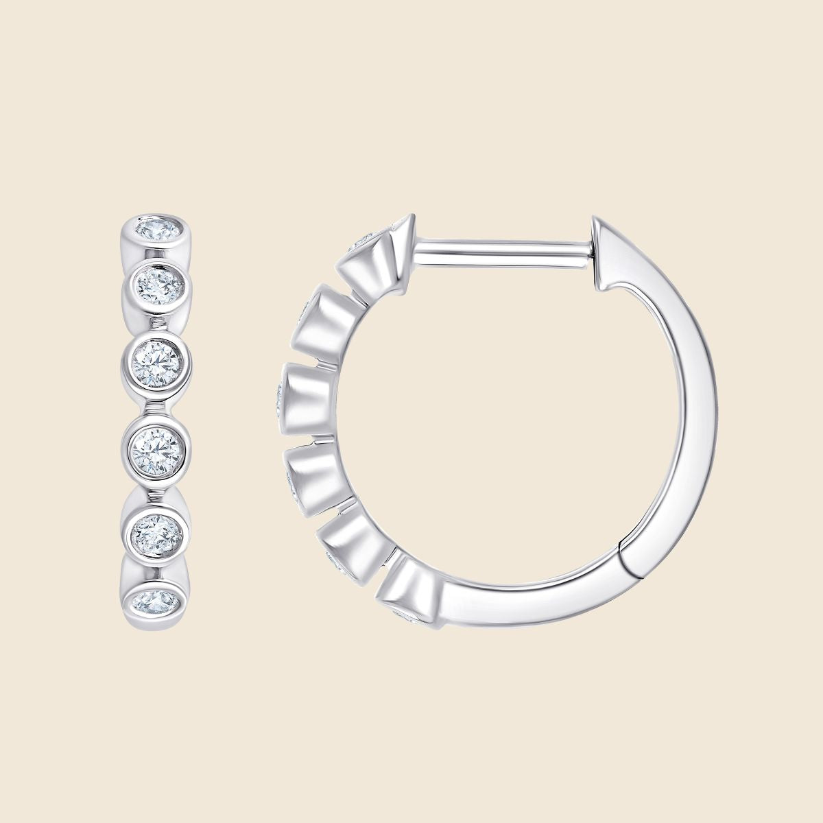 Kreolen in Weißgold mit sechs Labor Diamanten im Rundschliff in Kesselfassung