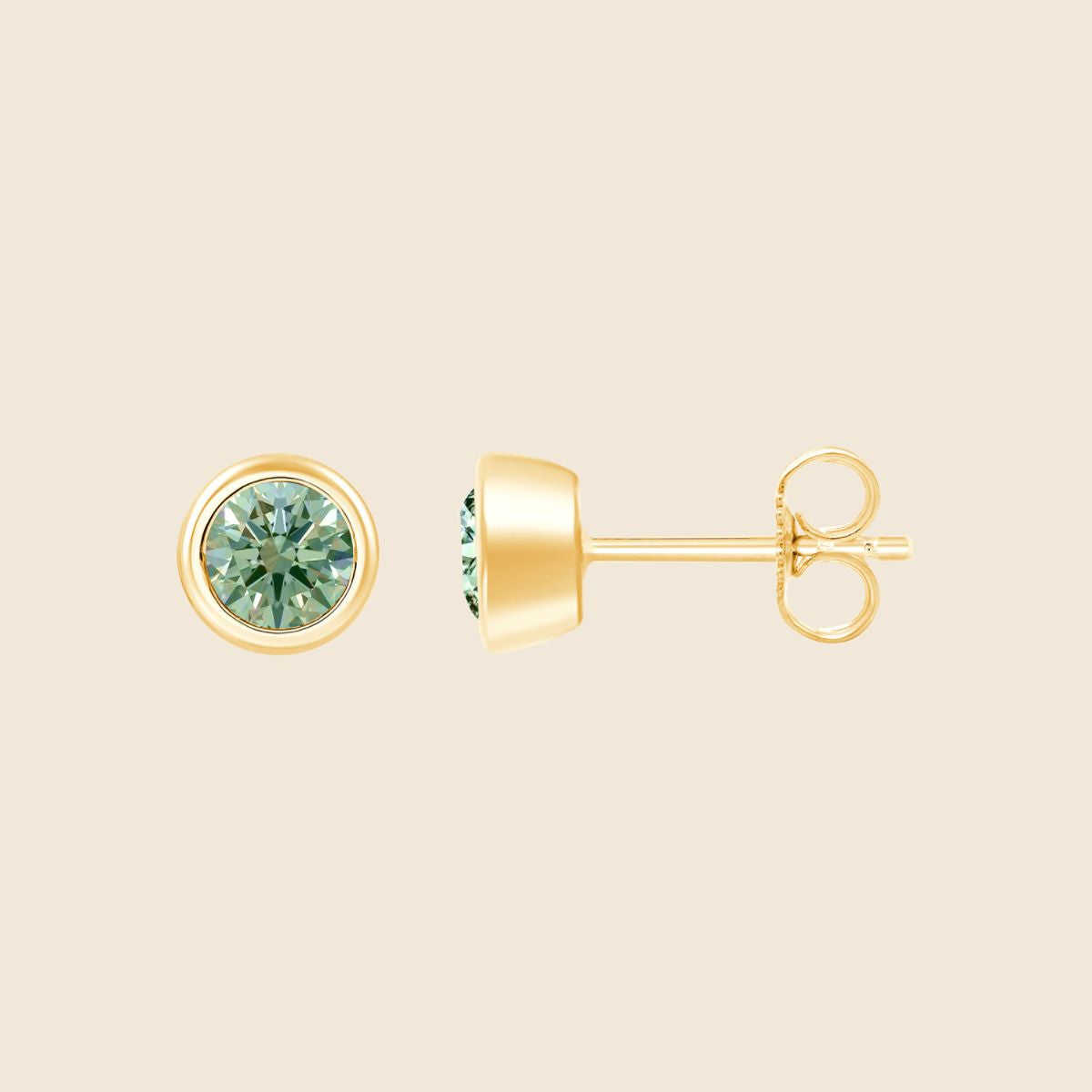 Ohrstecker in Gelbgold mit rundem grünen Diamanten in Zargenfassung, Vorder- und Seitenansicht