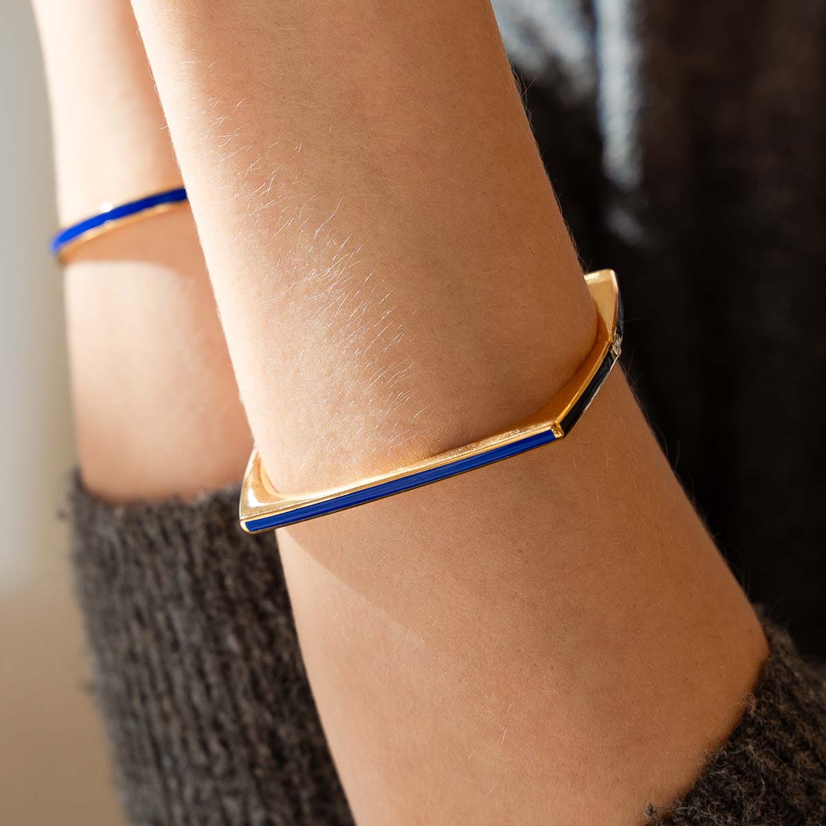 Bauhaus Custom Square Armreif