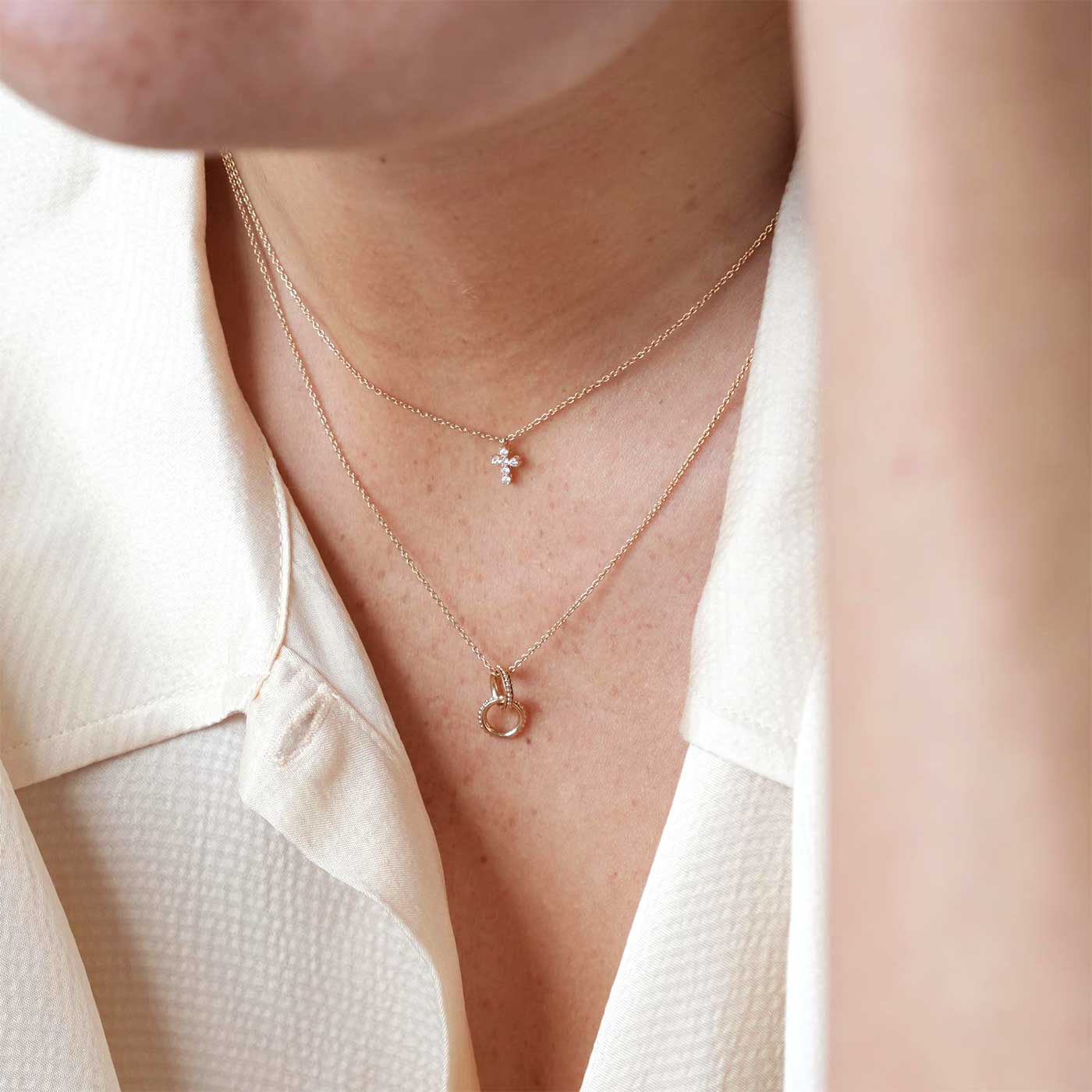 filigrane Ketten aus recycelten Materialien