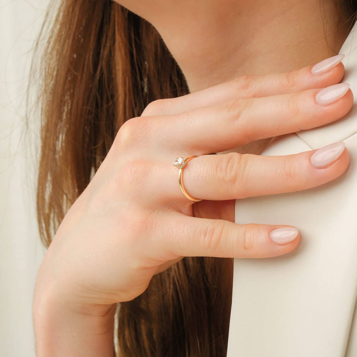 Ovaler Halo Diamantenring
