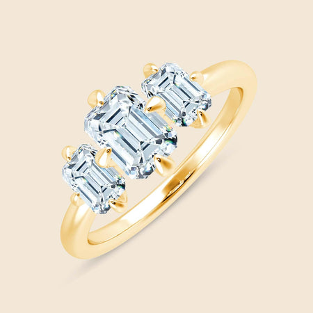 Lily Emerald Tri Ring image