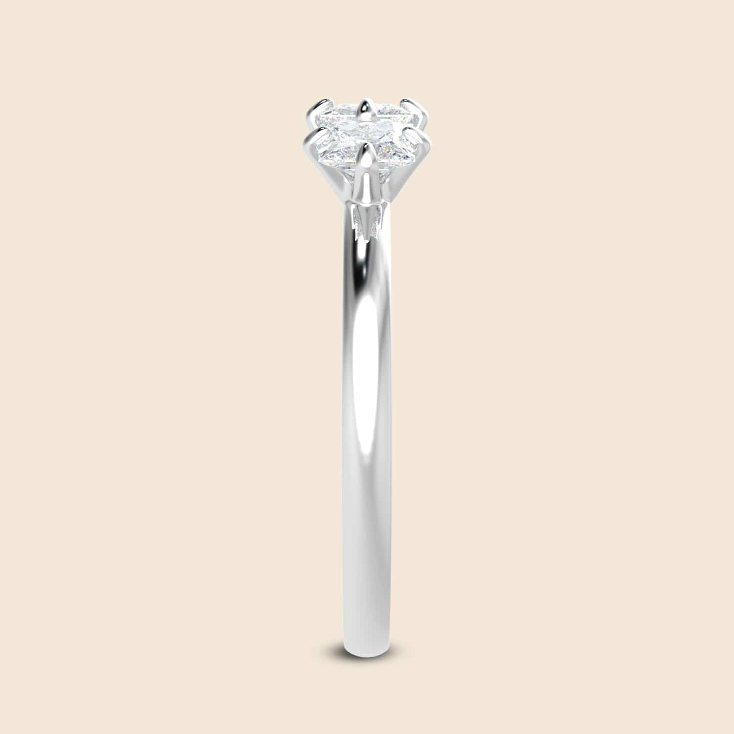 Lily Princess Tri Ring