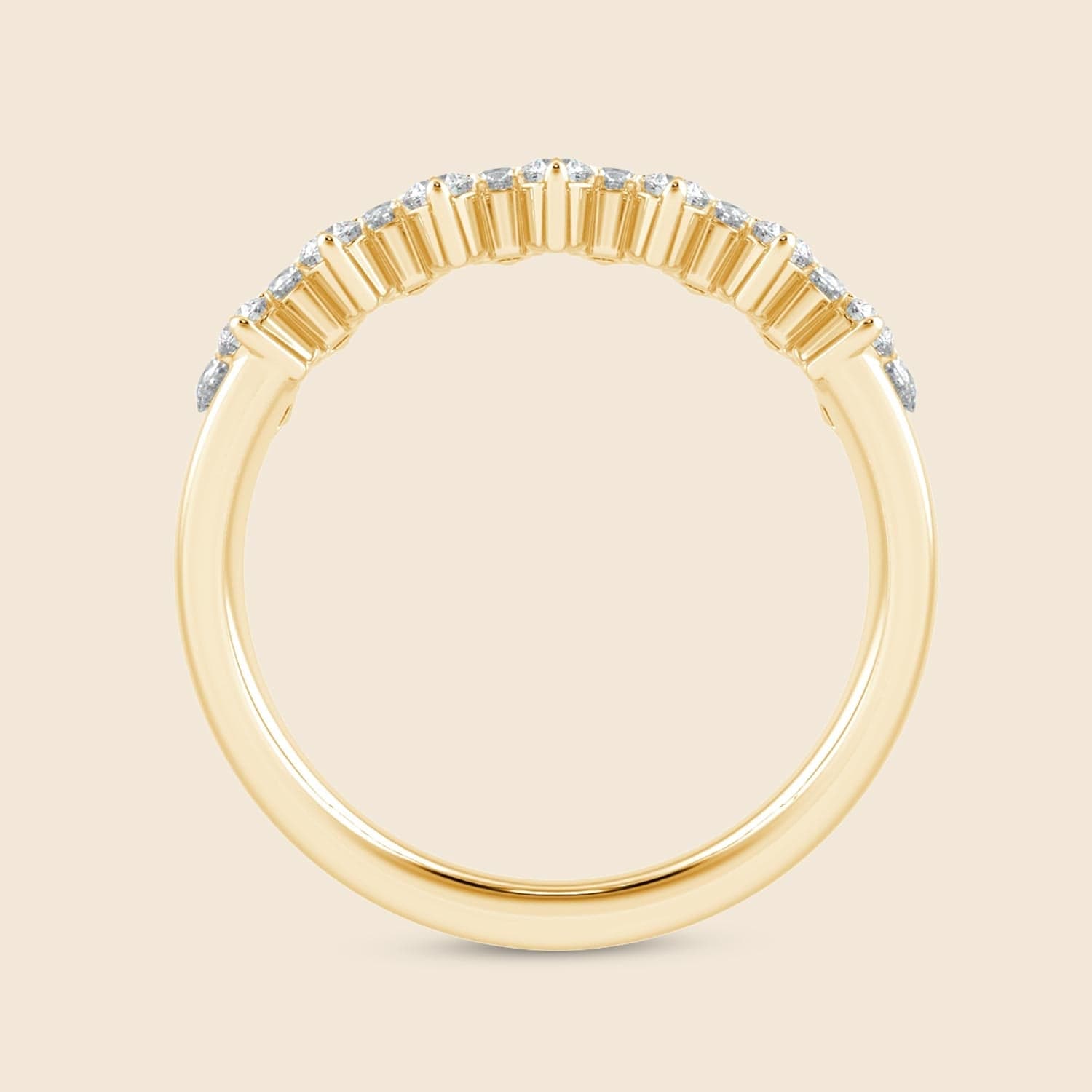 Dezenter Ring in Gelb mit Lab-Diamanten