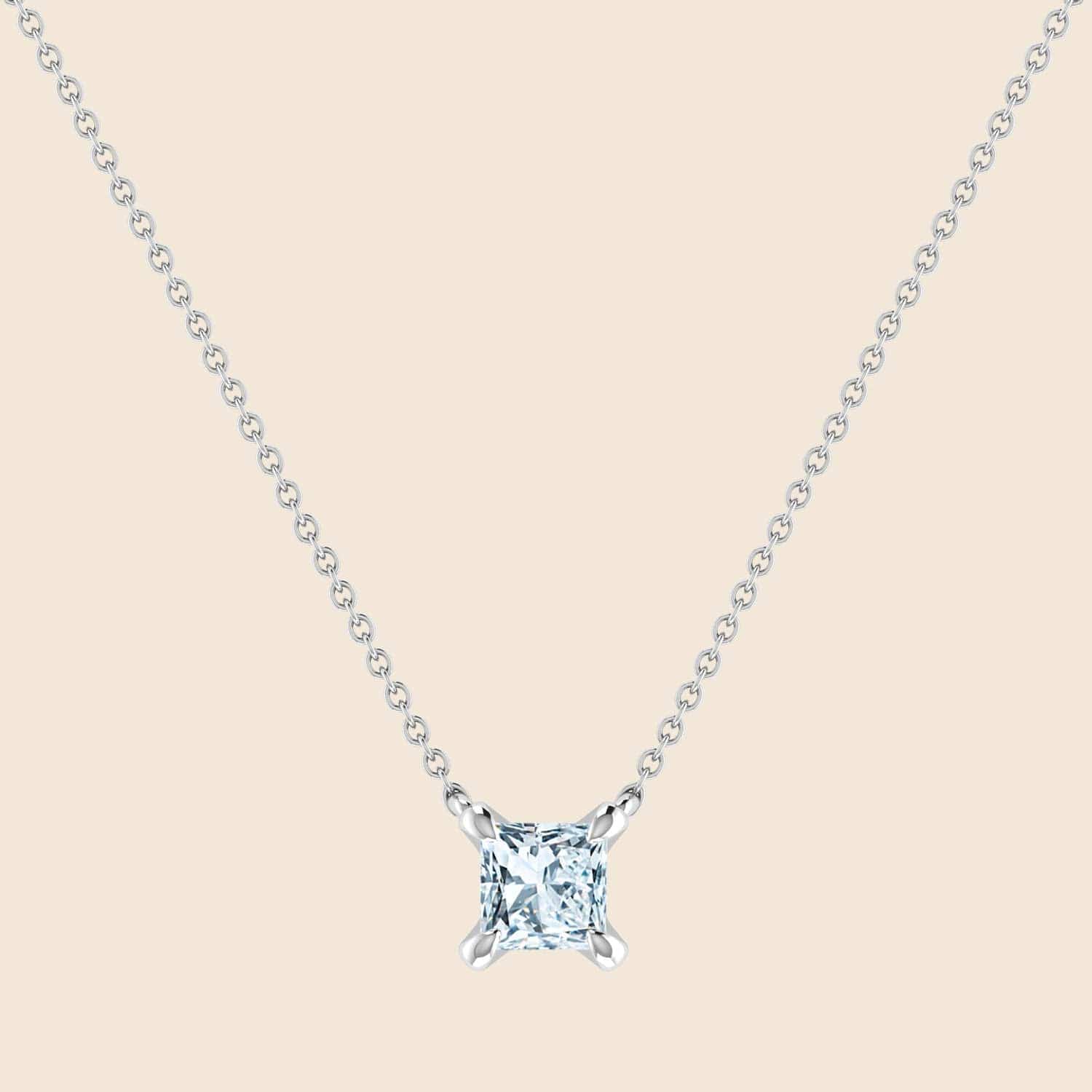 Princess Lily Necklace White