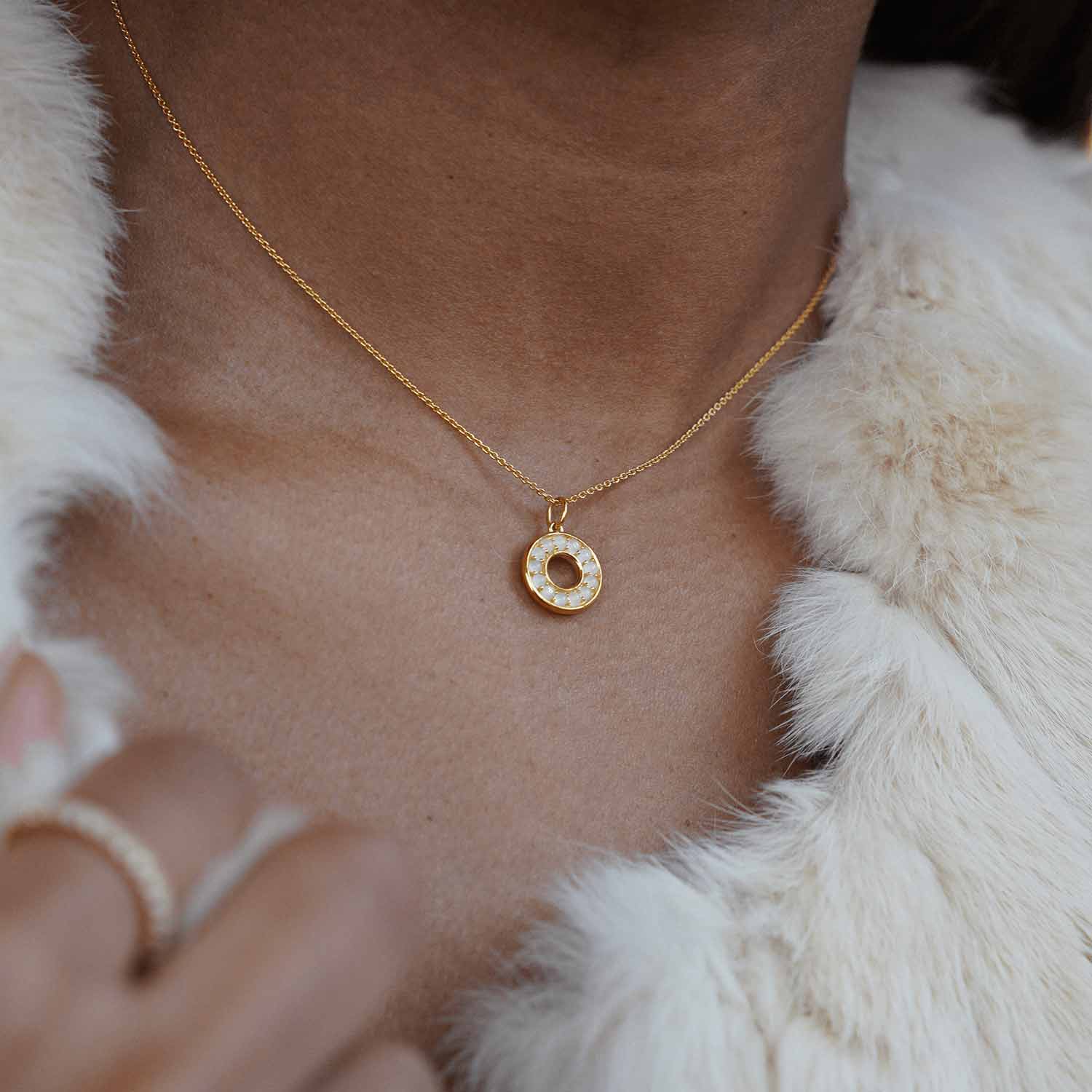 Luna Halo Kette