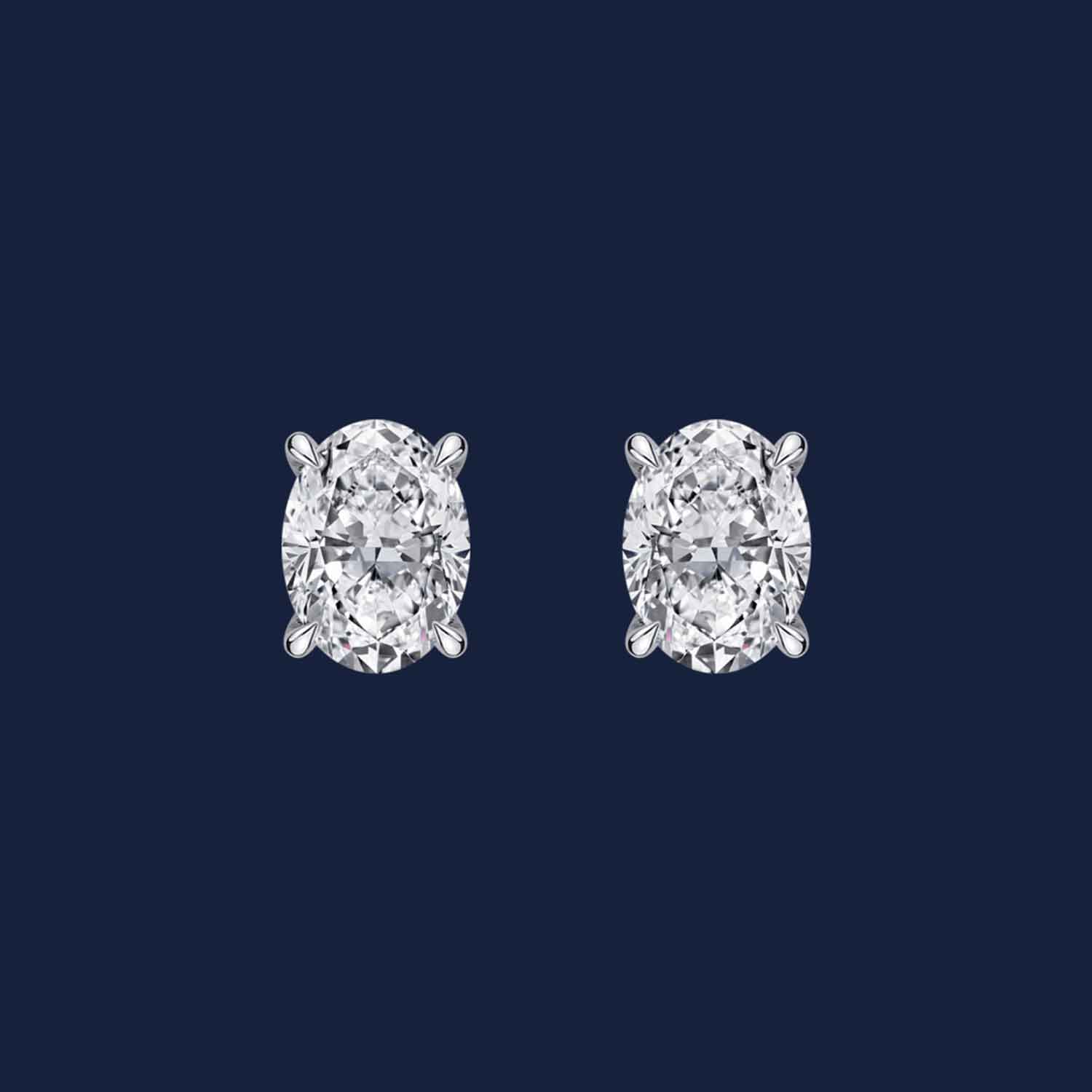 231 Medium Oval Studs Essentials White