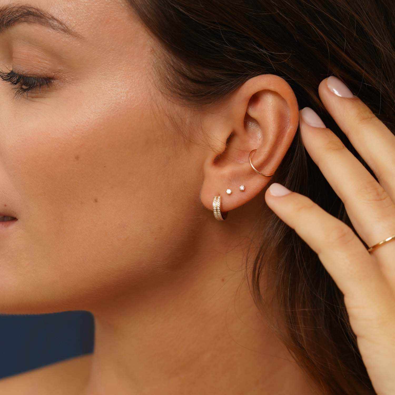 281 Essentials Micro Double Hoops y