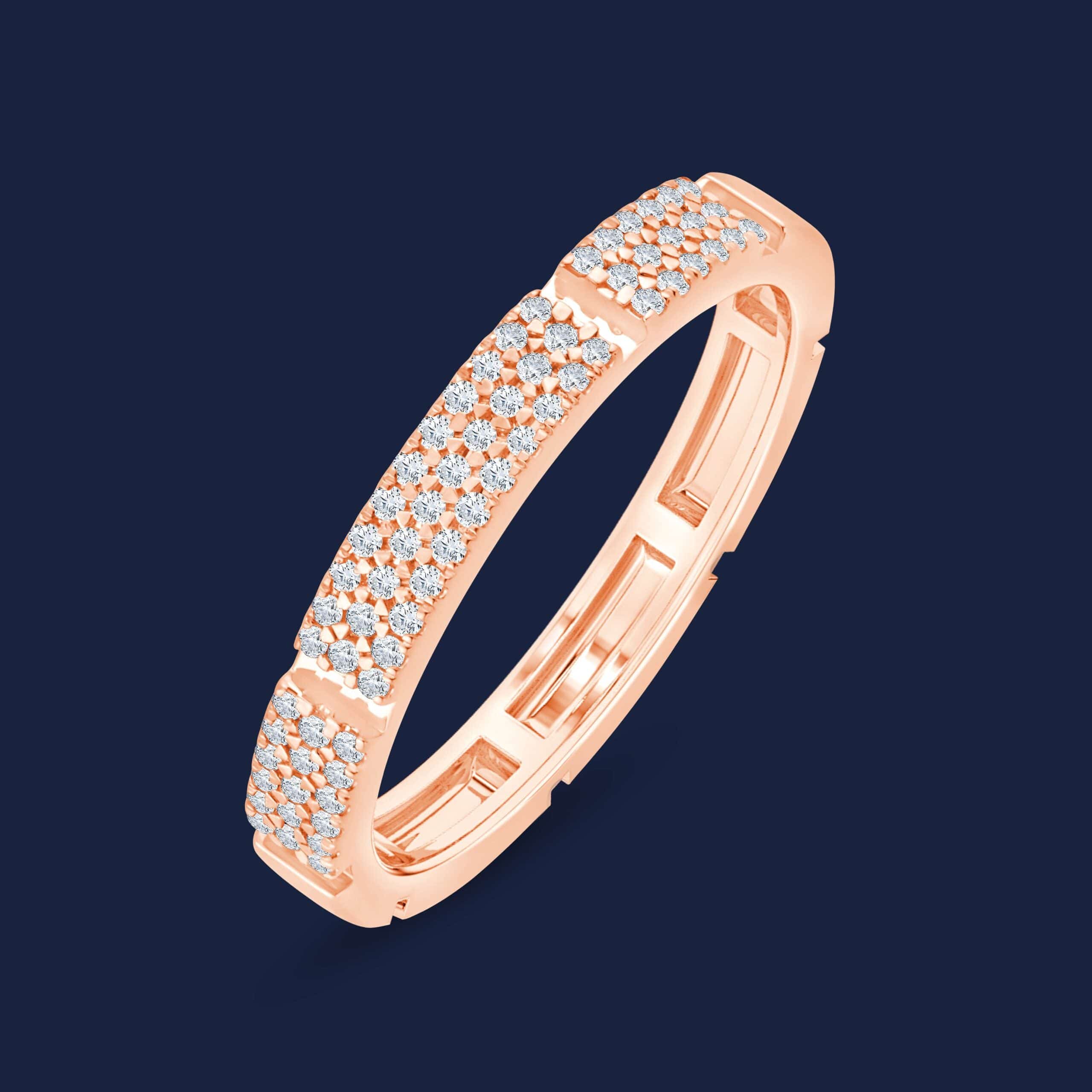 Eleganter Ring in Rose mit Diamanten verziert