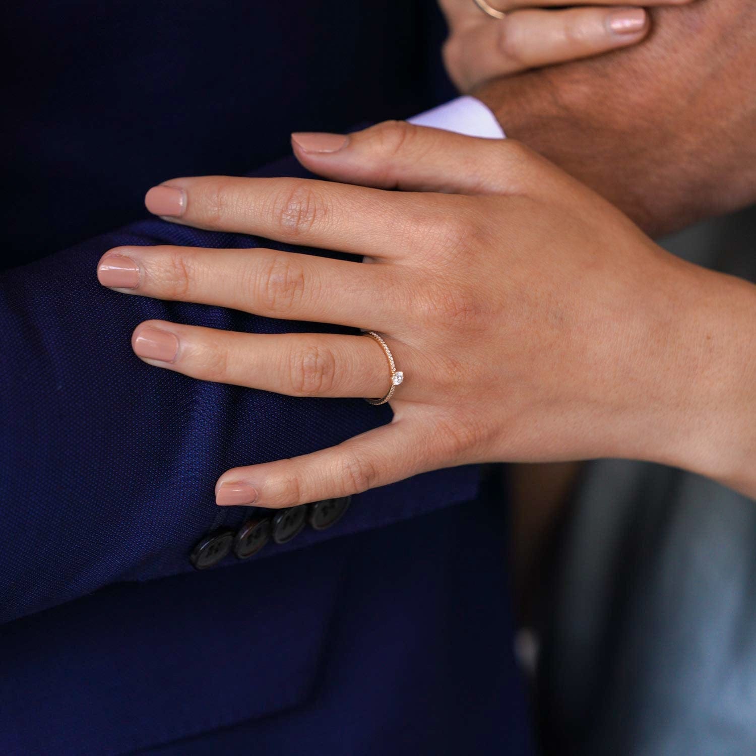 Feiner runder Diamantenring