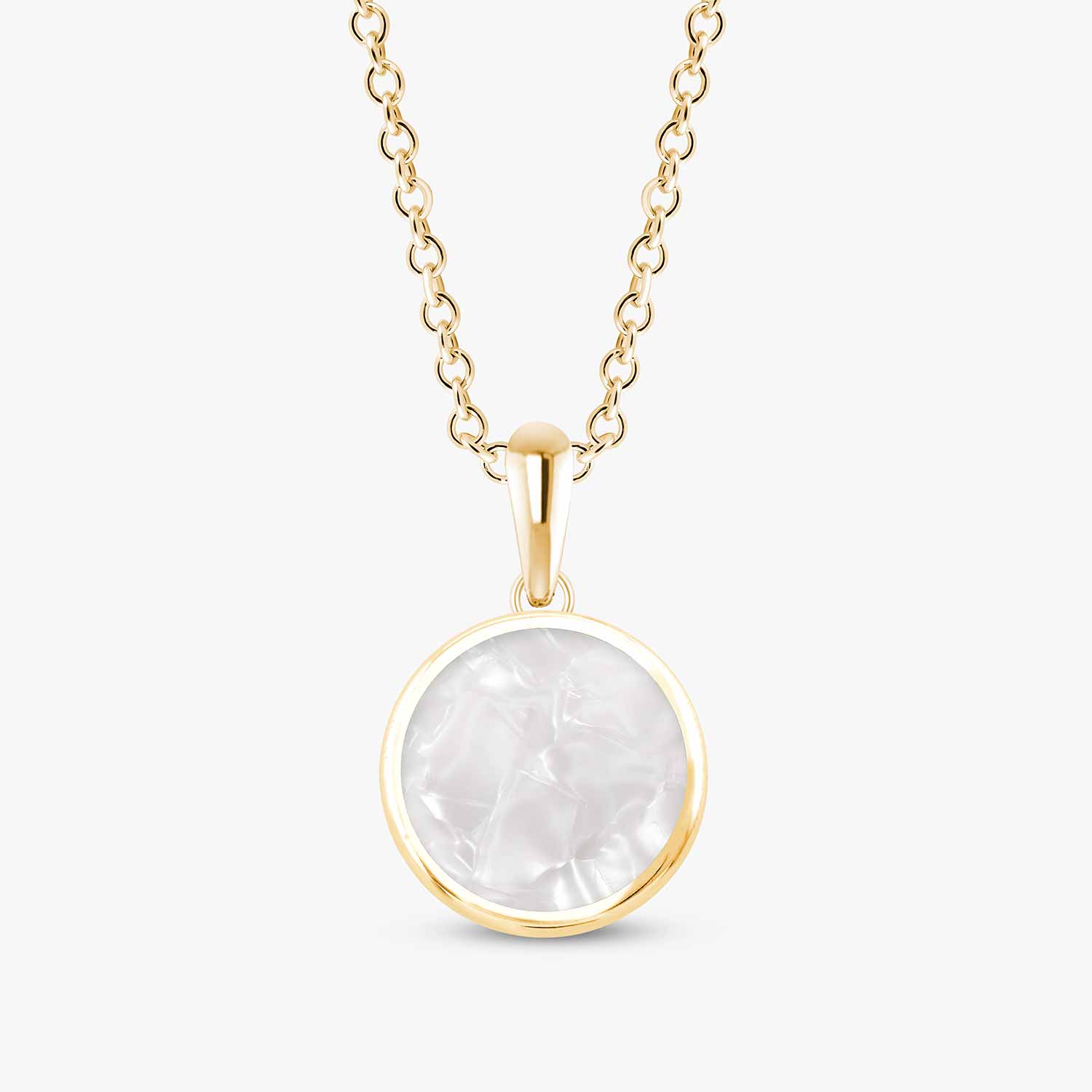 Goldene Halskette mit Perlweissem Anhänger