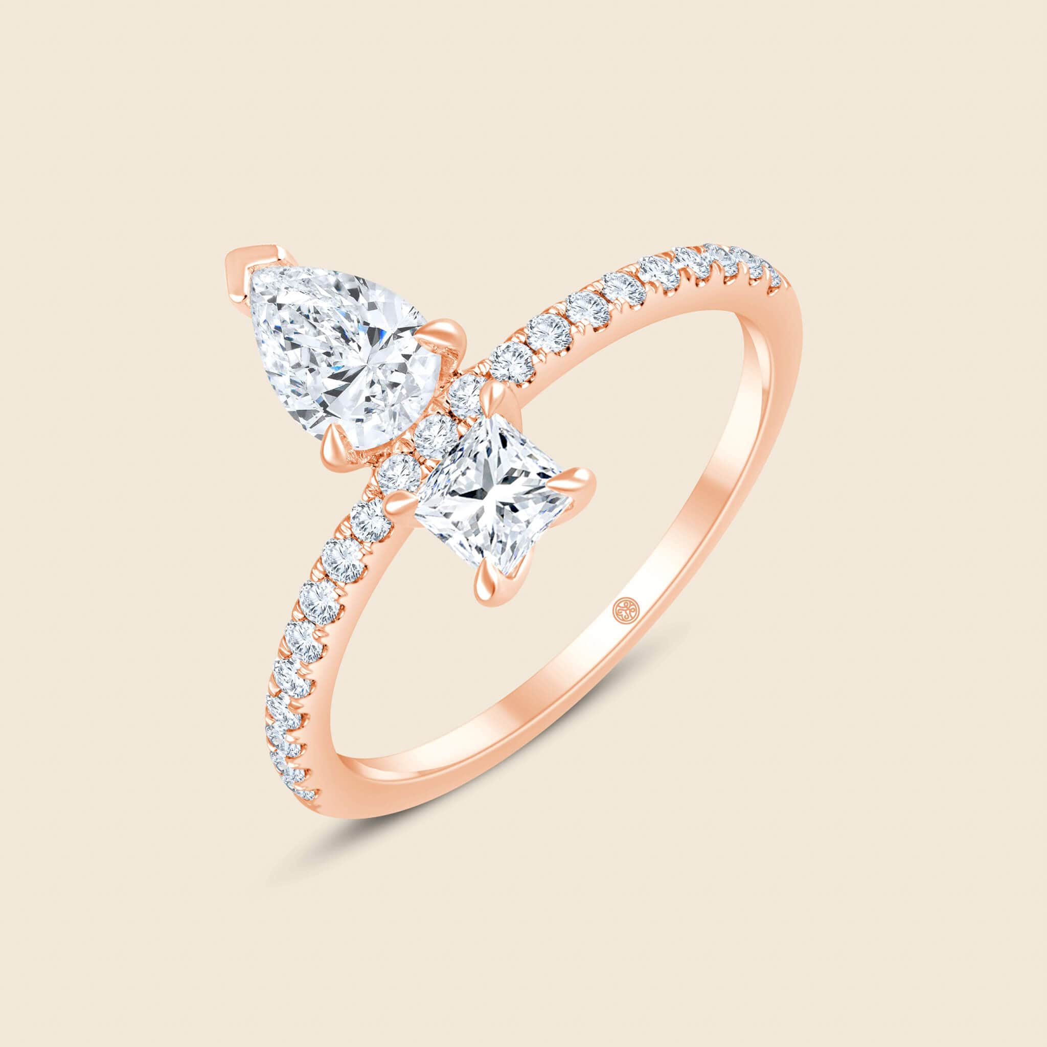 Toi et Moi Pear Ring im Birnenschliffdesign