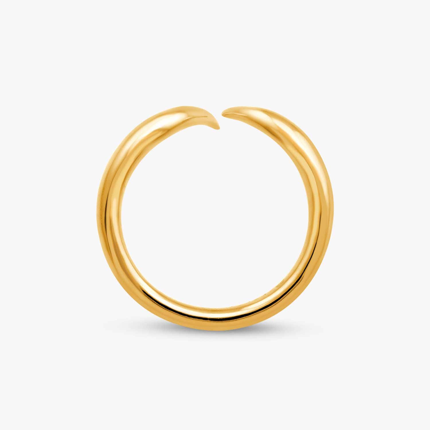 vergoldeter Ring aus Perspektive von unten