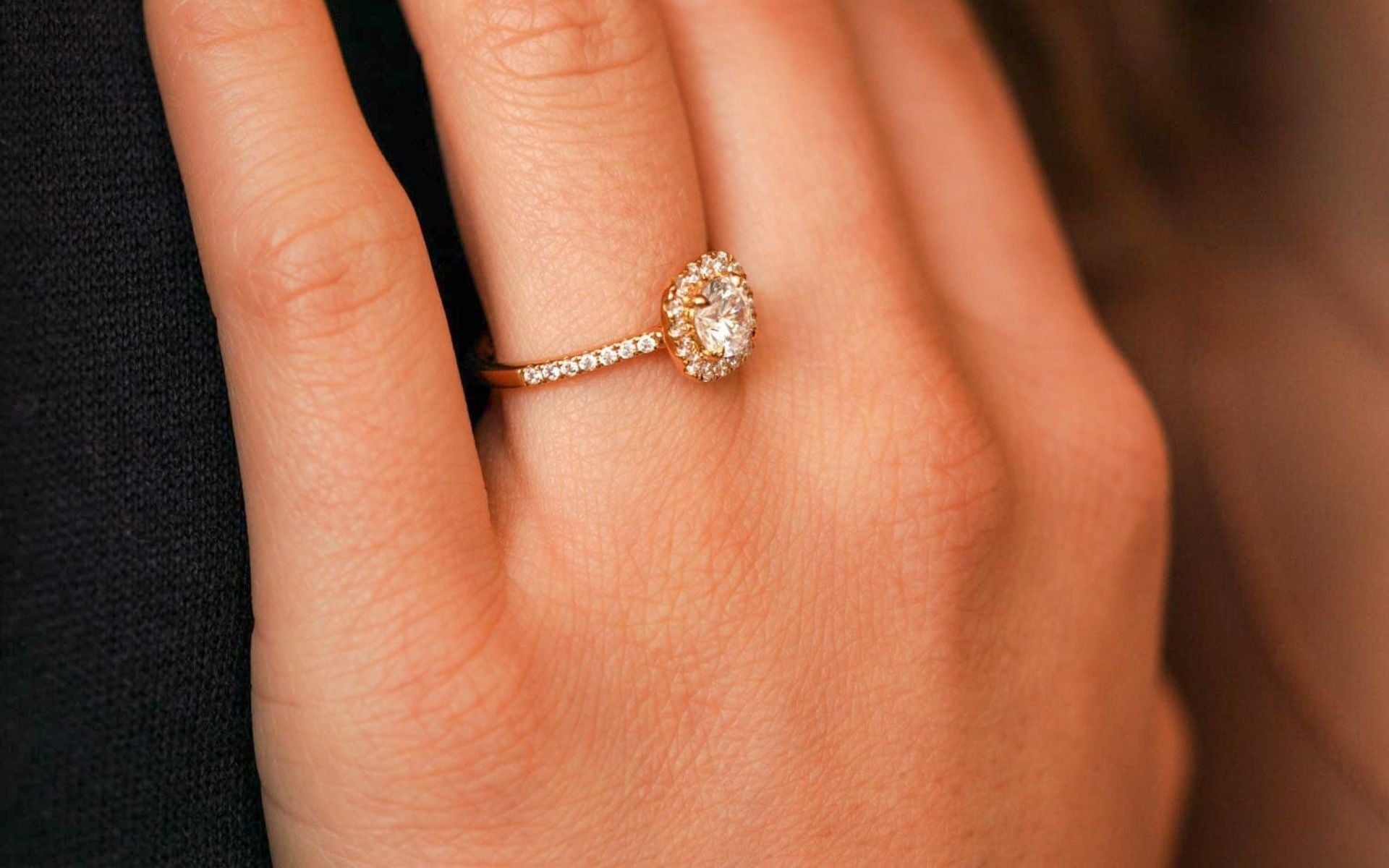 Cushion Cut (Kissenschliff)   ein Schliff, der die Schönheit deines Diamanten betont