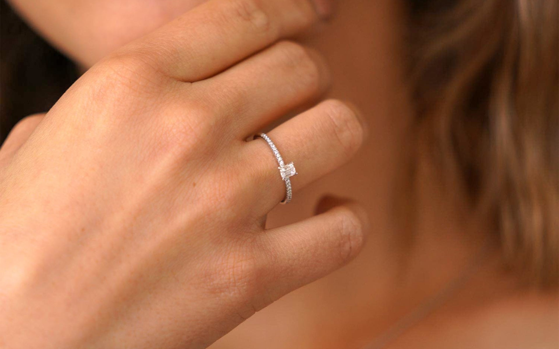 Verlobungsring Emerald Cut 