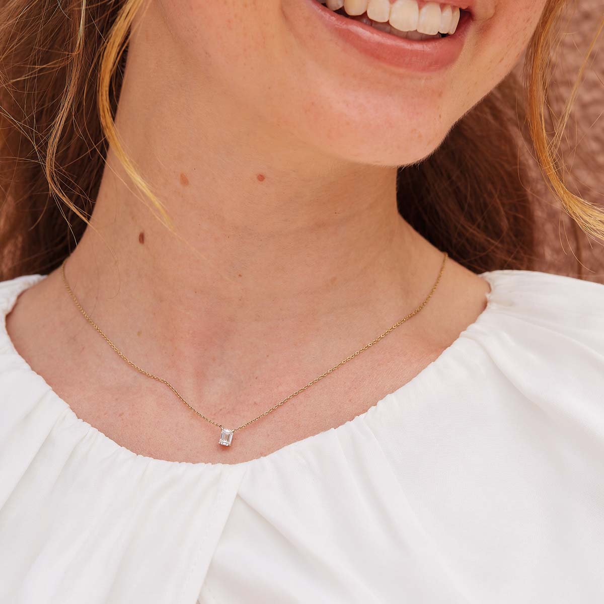 Emerald-Lily-Necklace