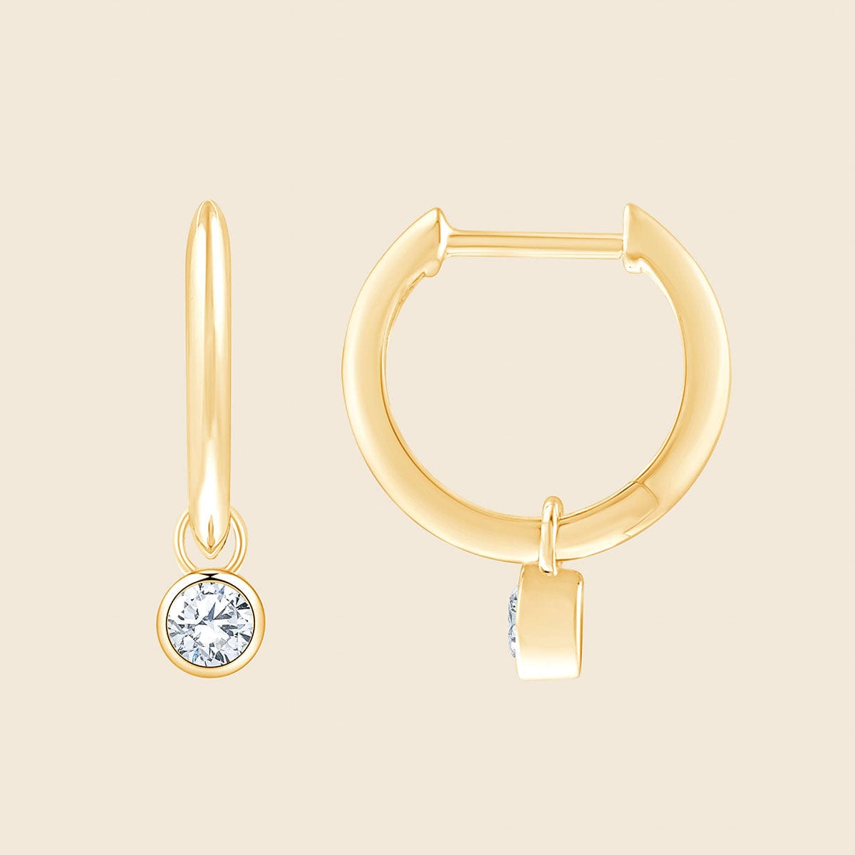 goldene Ohrringe mit rundgeschliffenem Lab Diamanten in Kesselfassung