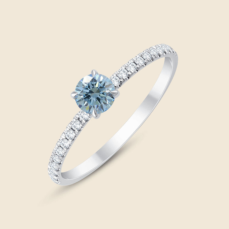 Weißgoldener Ring mit blauem Lab-Diamanten