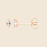 rosegoldenes Piercing mit Ohrstecker Verschluss und Lab Diamant