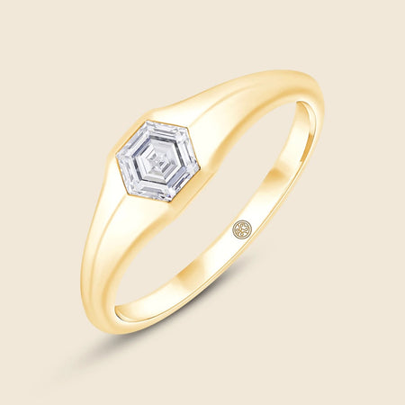 Stella Signet Ring image