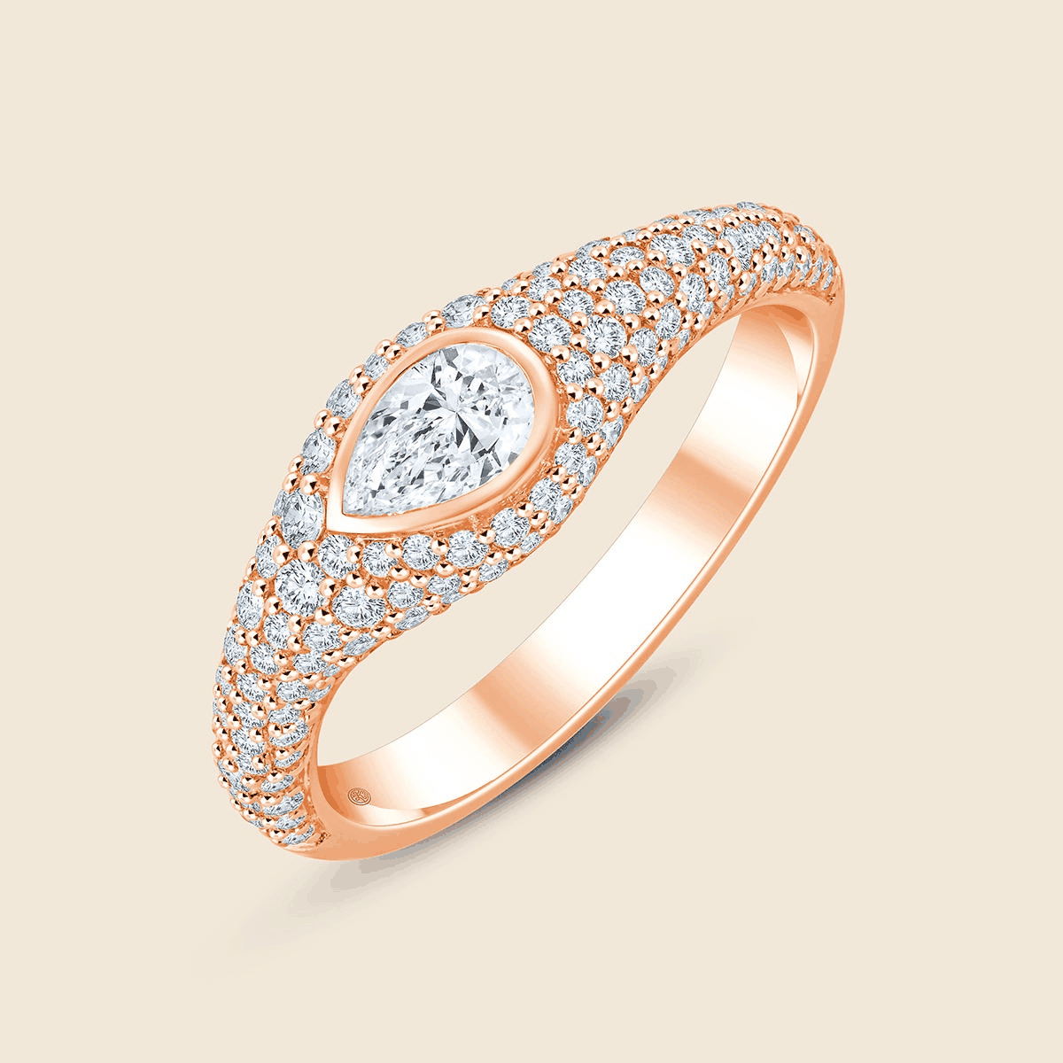 Rosegold Siegelring mit Pavé-Diamanten und Pear Lab Diamant
