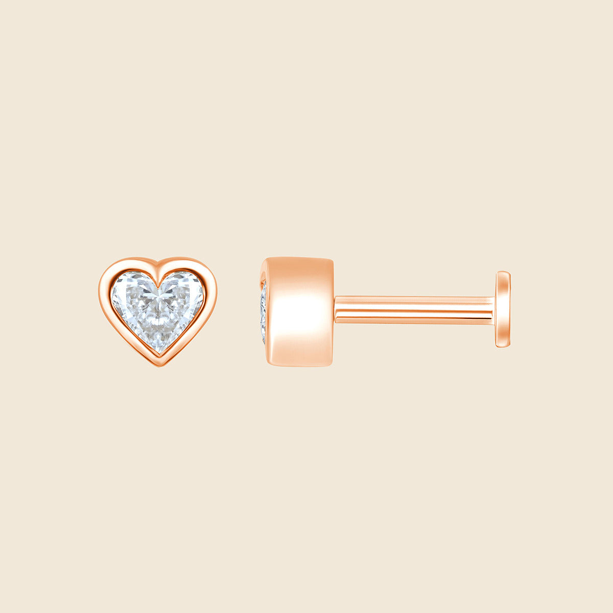 14k Rosegold Piercing mit einem Lab-Grown Diamant im Herz-Schliff
