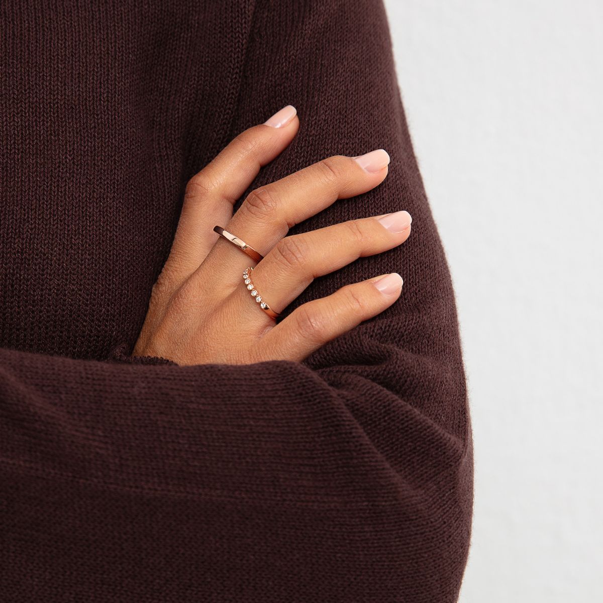 Peculiar Medium Bezel Band