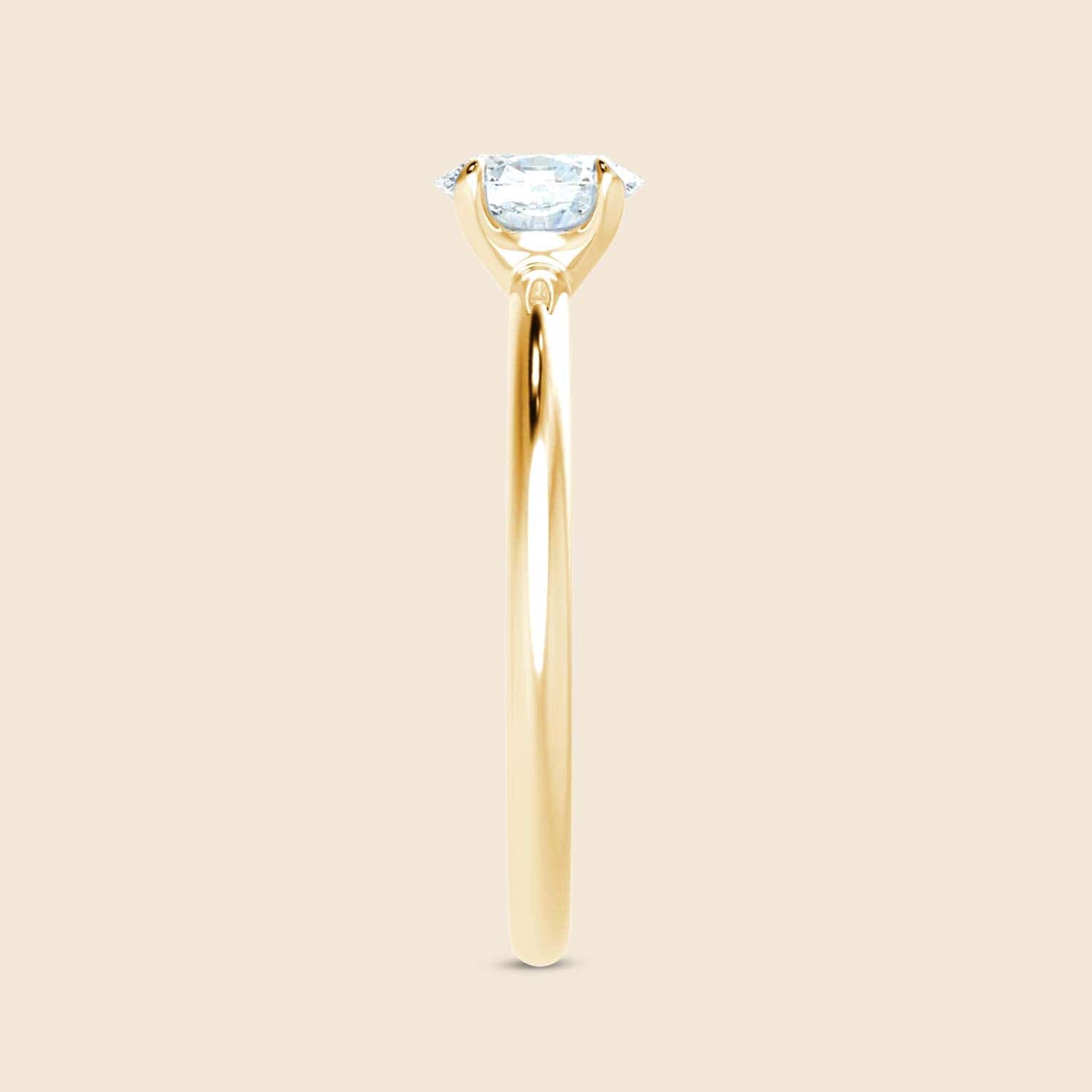 Aster Oval Ring