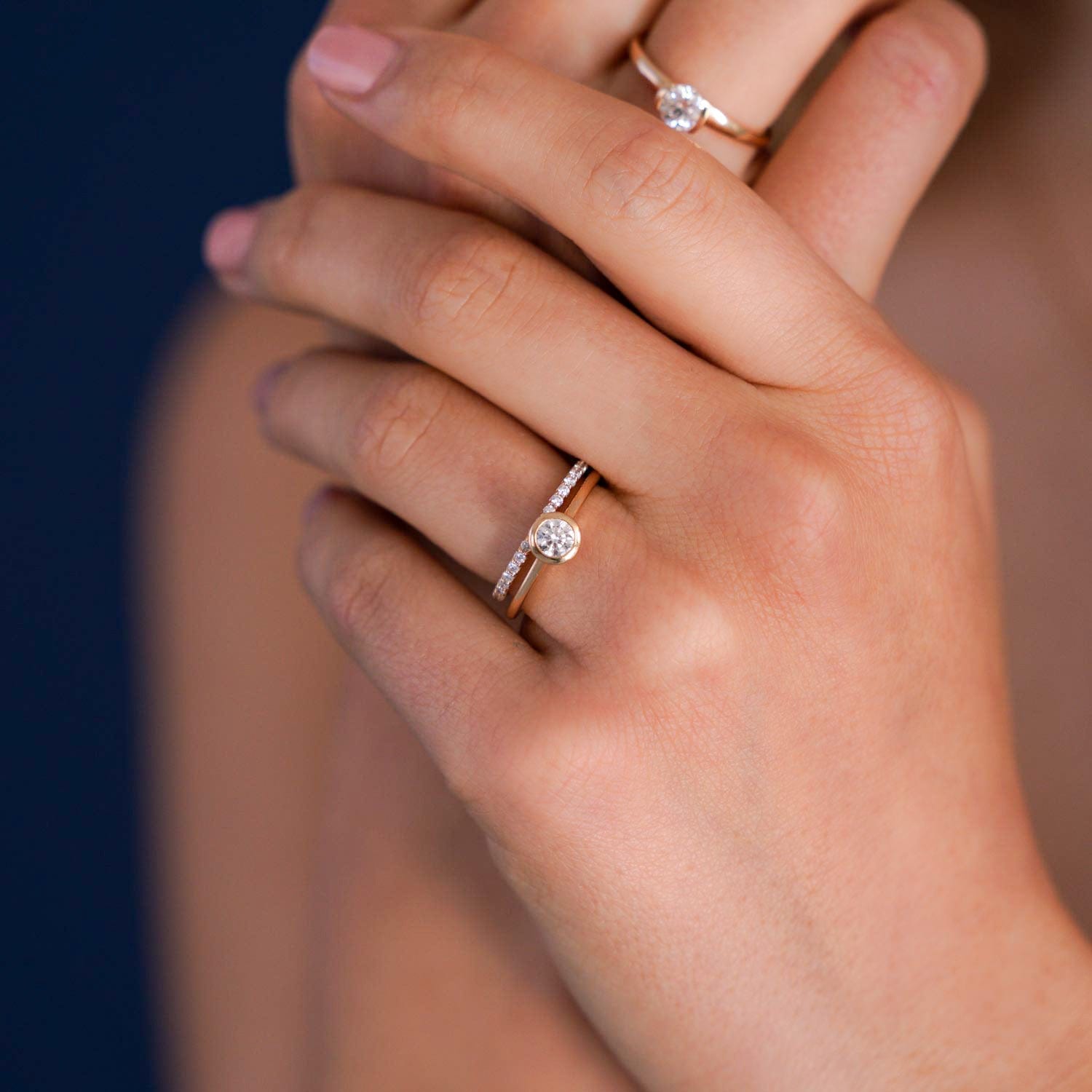 Round Cup Iris Ring