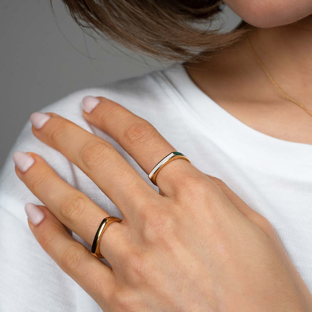 133 - Bauhaus Plain Square Ring