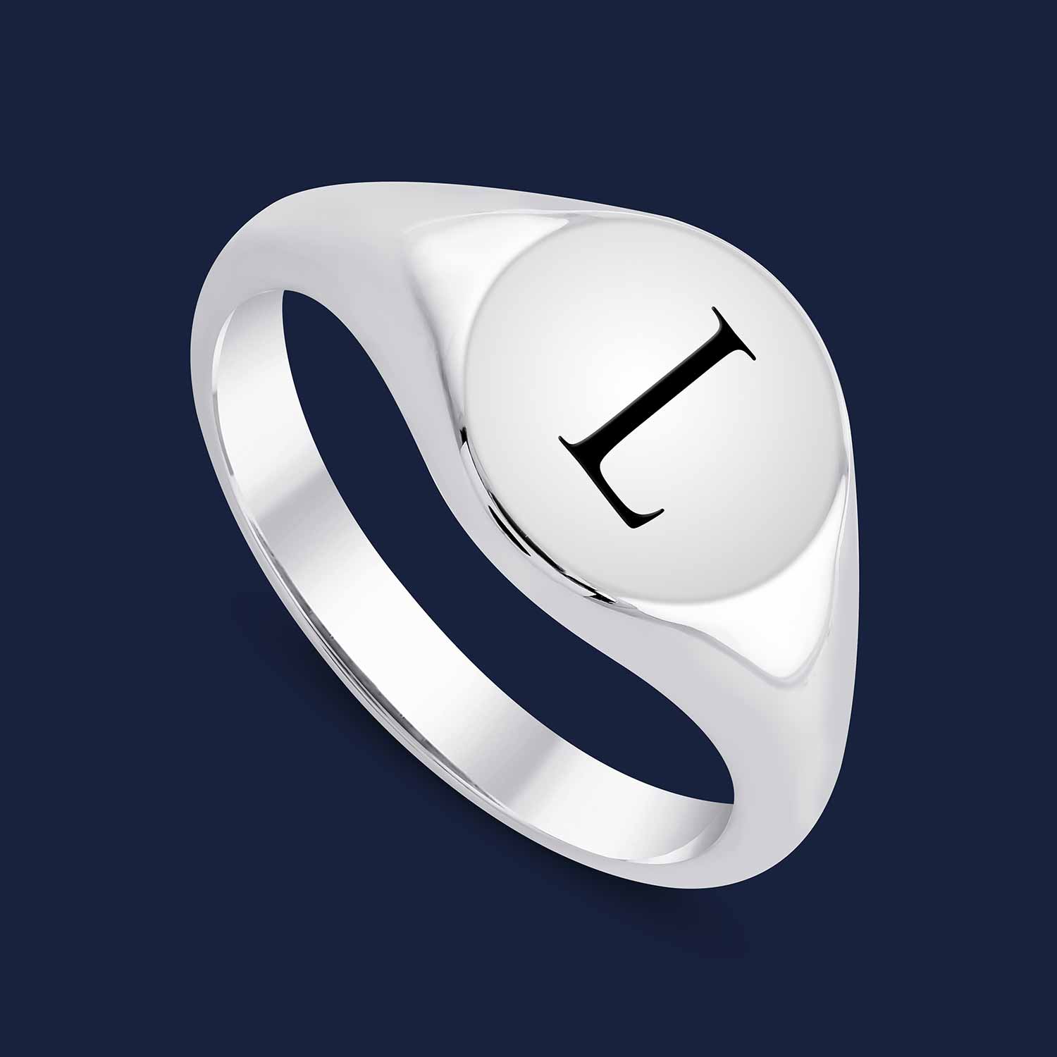 292 Initial Signet Ring -W-L2