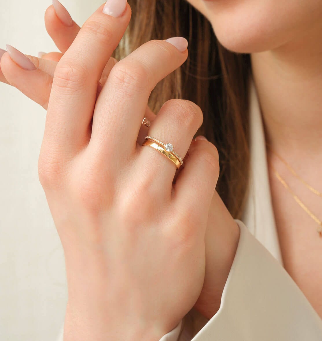Minimalistischer runder Diamantenring