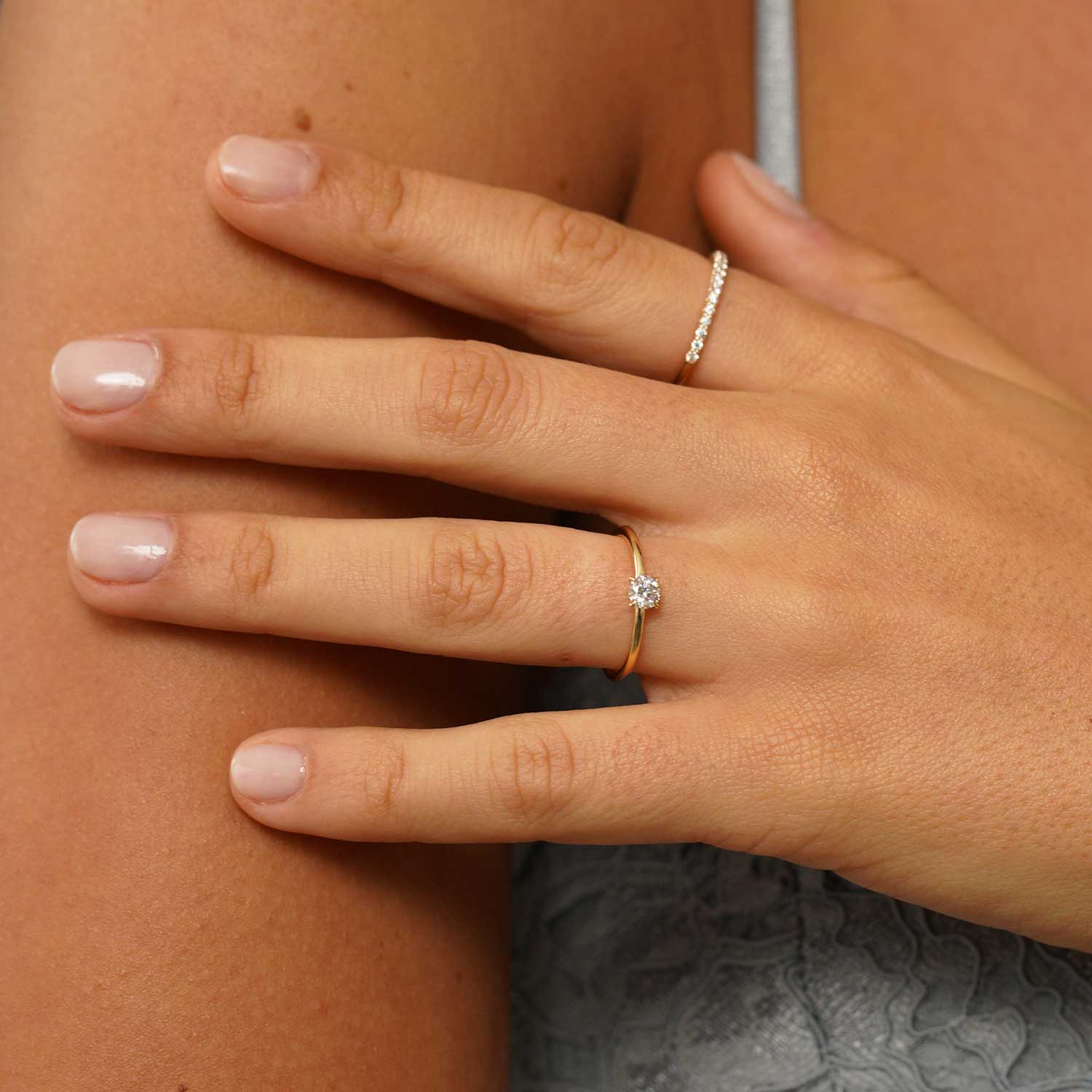 Round Hava Ring