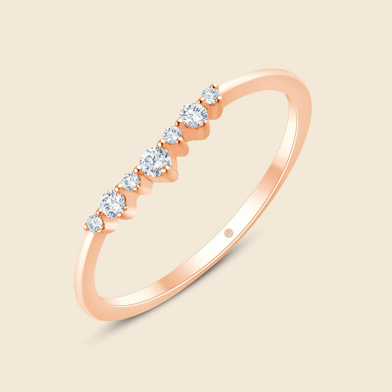 Kronenförmiger Ring aus runden Diamanten in 14k Rosegold